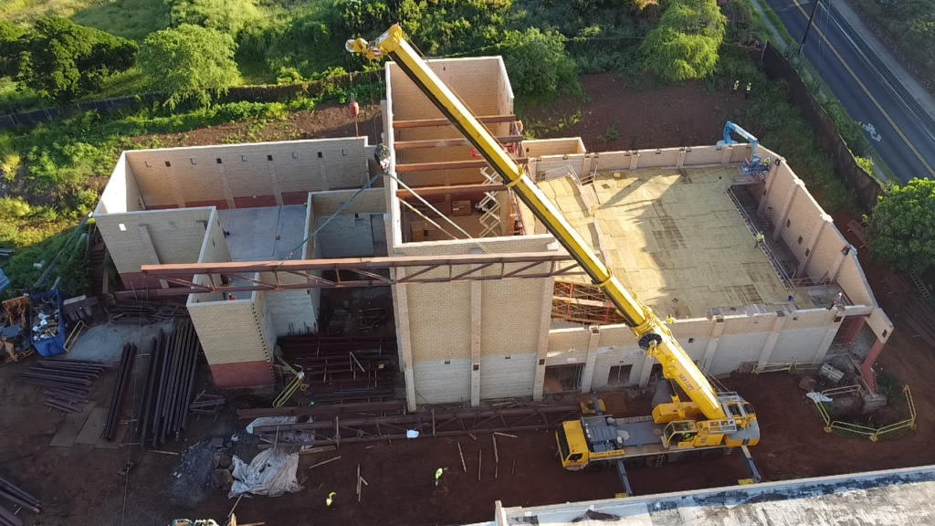 DHT readies to raise the roof - Diamond Head Theatre