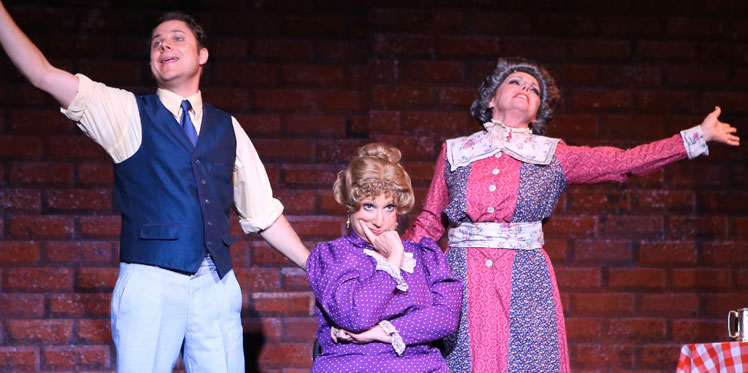 Funny Girl - arch