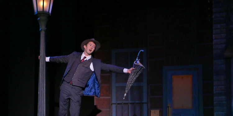 Singin’ in the Rain - arch