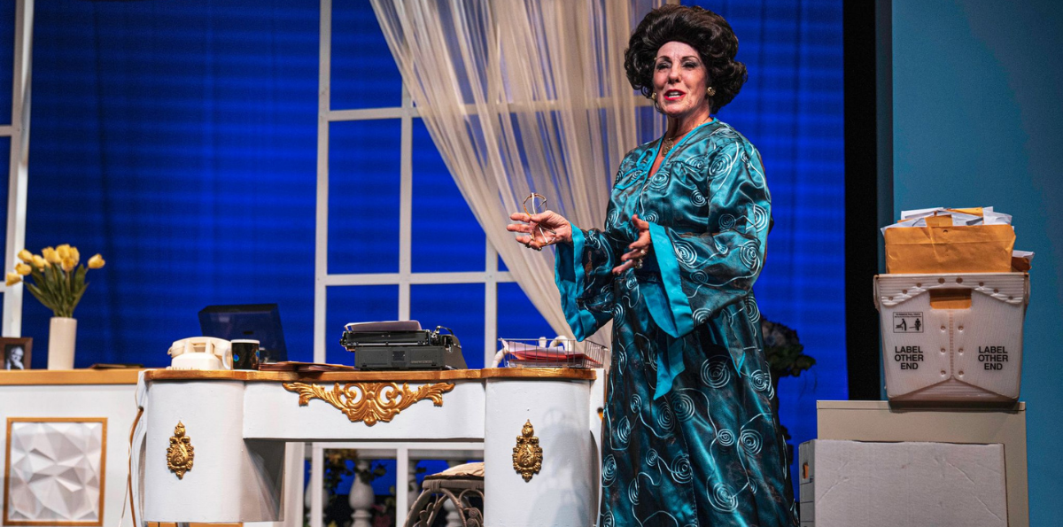 The lady with all the answers - Archive